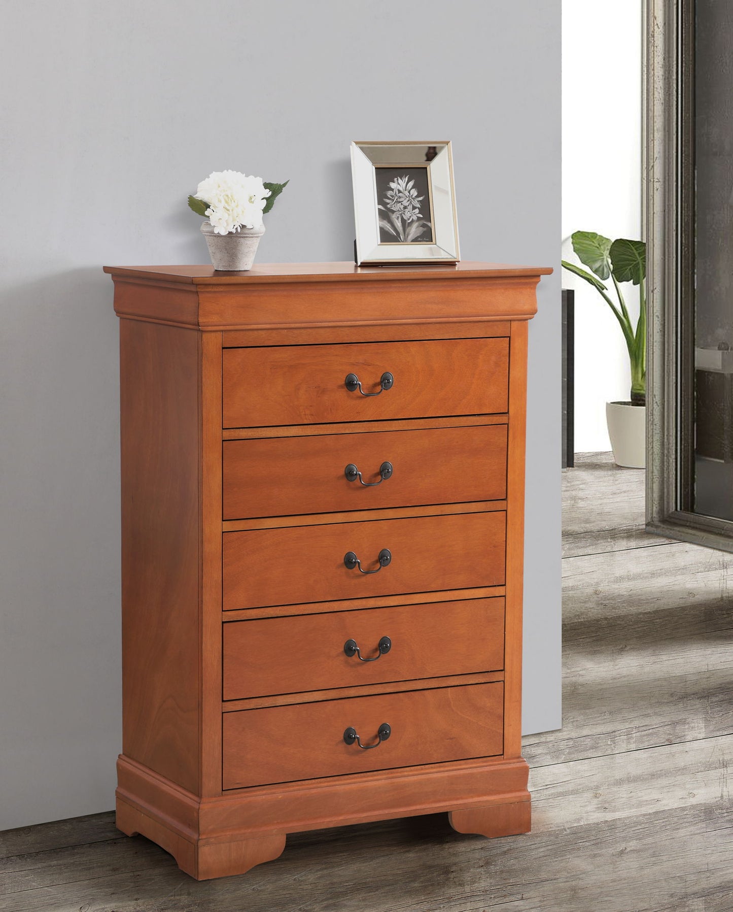 Traditional Style Storage Chest Elegant