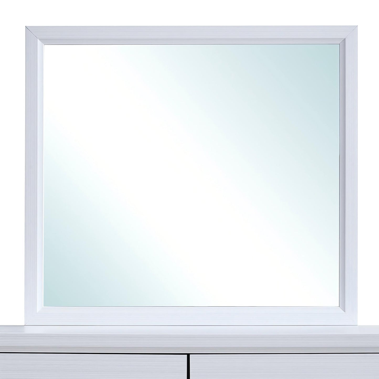 Glasgow - Mirror With Minimalist Design And Low Distortion Glass